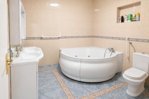 Haus Feren&scaron;čica, Pe&scaron;čenica - Žitnjak, 300m2