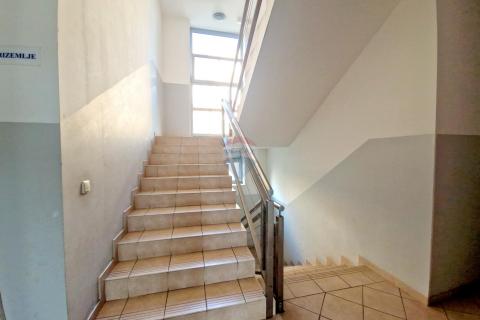 Stanovanje/Apartma Jarun, Tre&scaron;njevka - Jug, 75m2