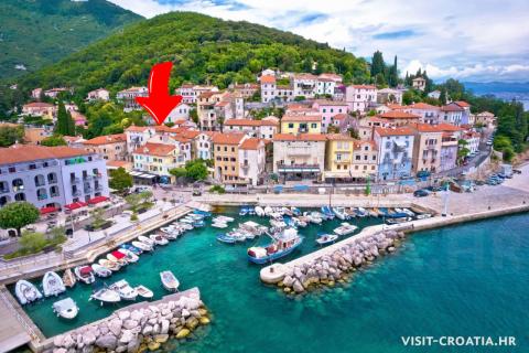OPATIJA - MO&Scaron;ĆENIČKA DRAGA - 2 odvojena stana