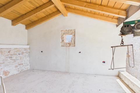 ISTRIA, LOVREČICA &ndash; Two Authentic Stone Houses in a Natural Setting