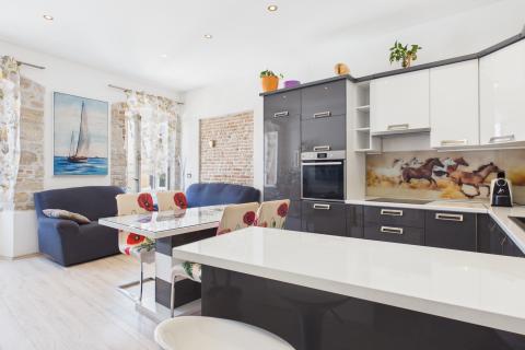 Flat/Appartement Rovinj, 74m2