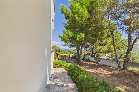 Istrien, Ližnjan &ndash; moderne Villa mit Meerblick